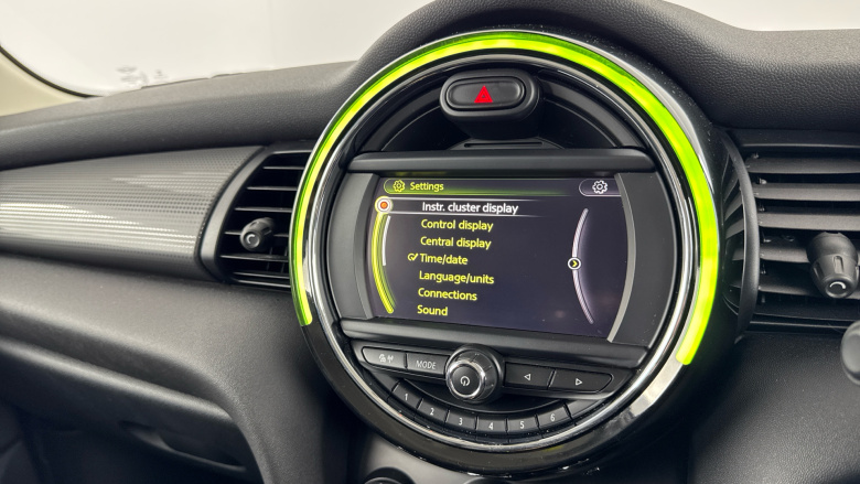 MINI Hatchback 1.5 Cooper 5dr Petrol Hatchback